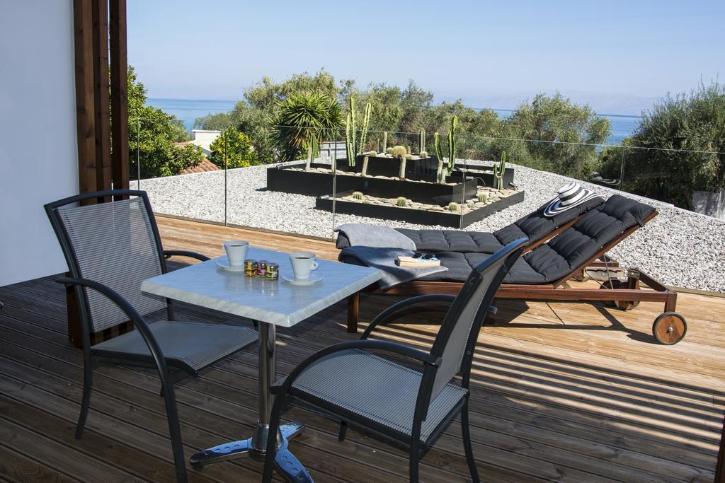 Ionian Eye Design Studios & Spa Μεσογγή Εξωτερικό φωτογραφία